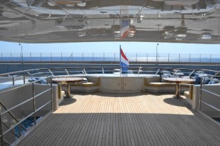 LADY DEE -  Sundeck
